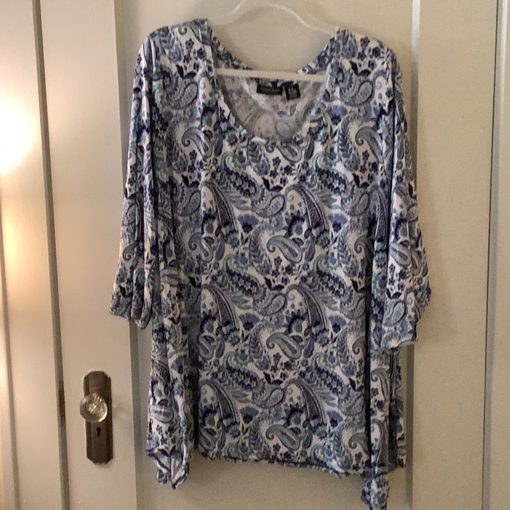 Pullover top